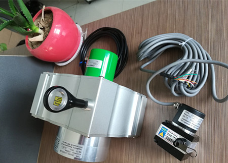 ֱ��λ�Ƃ�����-������ӻ�����F(xi��n)�׷N���}